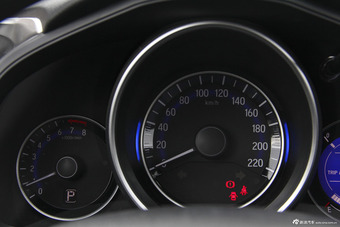 2014款飞度1.5L CVT SE时尚型