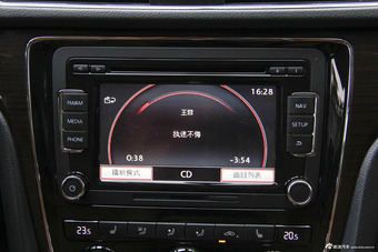 2014款帕萨特2.0T DSG至尊版