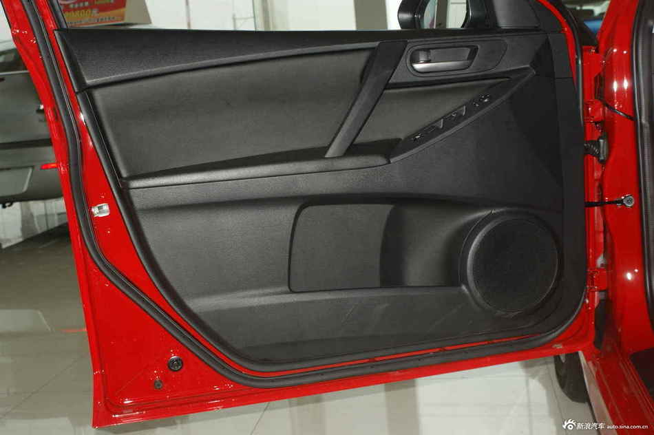 2012款马自达3星聘2厢