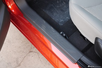 2015款3 1.3L AMT理想版