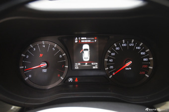 2015款传祺GA6 1.8T自动豪华导航版