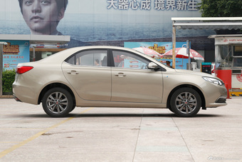 2015款荣威360 1.4T自动尊享版