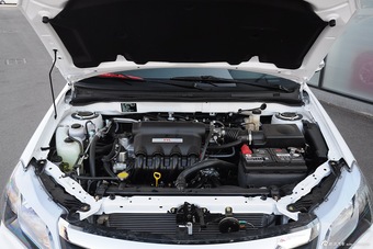 2015款比亚迪全新F3节能版1.5L手动豪华型图片