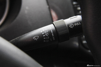 2015款骐铃T7 2.8T手动两驱尊贵版加长轴距JE493ZKQ4CB