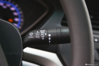 2015款海马M6 1.5T手动舒适型