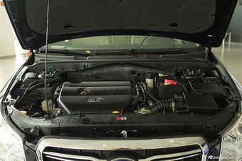 2011款奔腾B70 2.0L自动智领型图片