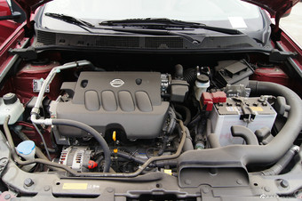 2012款逍客2.0L两驱手动XL火图片