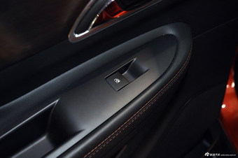 2014款昂科拉1.4T自动四驱全能旗舰型