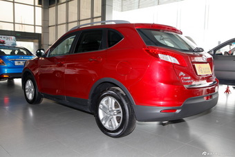 2013款传祺GS5 1.8T自动豪华版