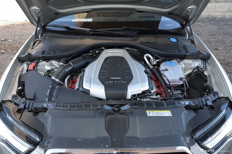 2016款奥迪A6L 3.0T自动50TFSI quattro
