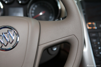 2013款英朗GT 1.6L自动舒适型