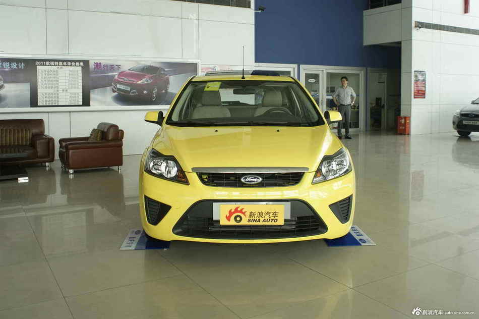 2012款福克斯经典两厢