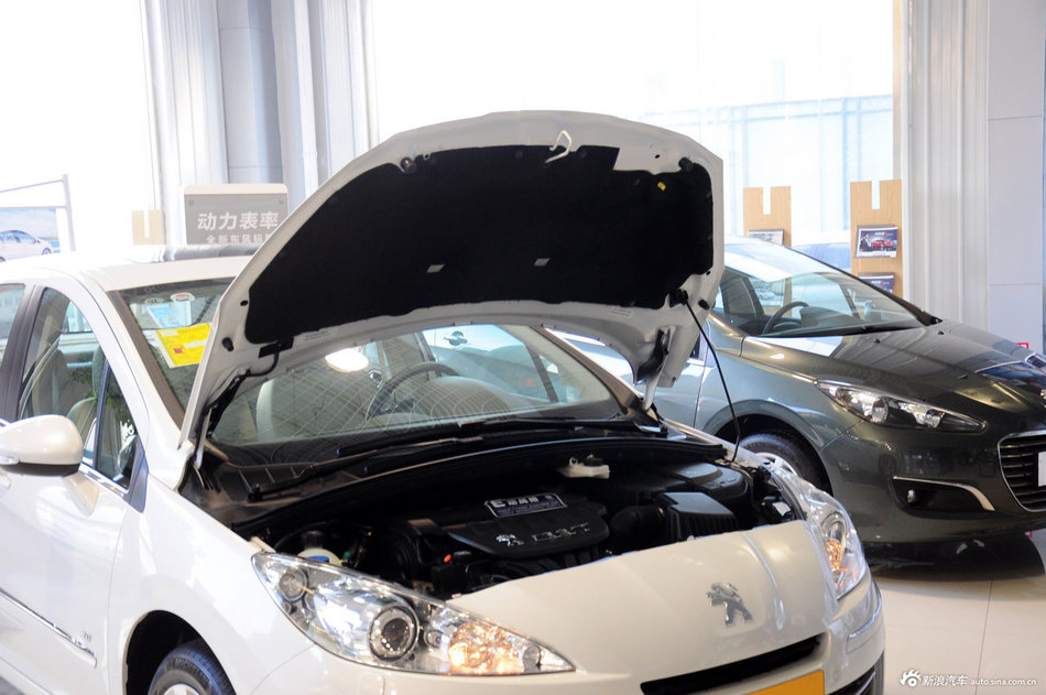 2013款标致408实拍
