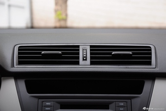 2015款晶锐1.4L自动前行版