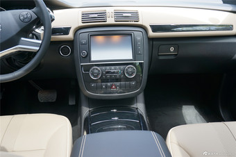 2014款奔驰R320到店实拍