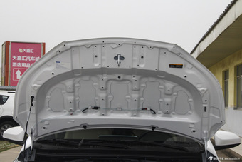 2016款YARiS L致炫1.5L自动劲速版