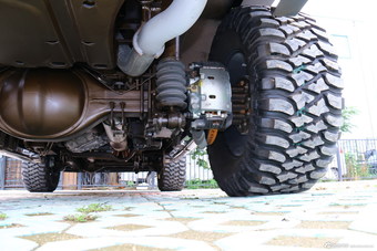 2016款乔治巴顿超级越野车