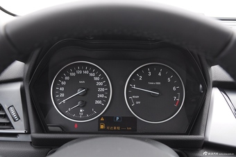 2015款宝马2系Active Tourer 218领先