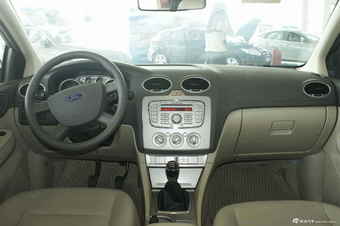 2012款福克斯经典两厢