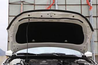 2016款马自达3昂克赛拉1.5L自动三厢尊贵型