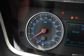 2015款华颂7 2.0T自动豪华型