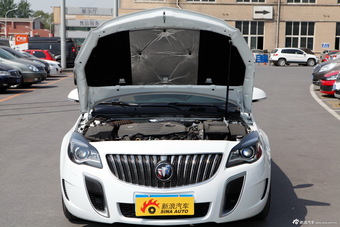 2014款君威GS 2.0T自动纵情运动版图片