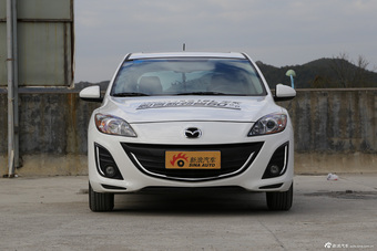 2015款马自达3星骋1.6L自动两厢精英型