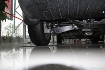 2012款CR-V 2.4L自动四驱尊贵导航版VTi-S图片