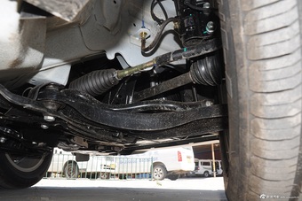 2015款中华V3 1.5L自动精英型