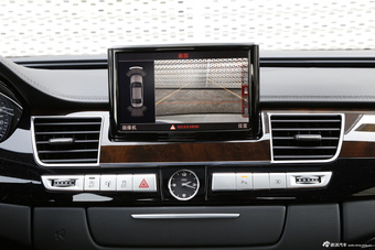 2016款奥迪A8L 3.0T自动45TFSI quattro豪华型
