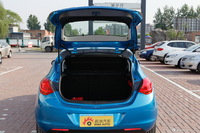 2014款英朗XT 1.6L自动舒适天窗版