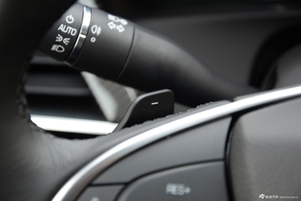 2016款凯迪拉克CT6 2.0T自动28T领先型