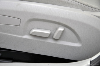 2014款奔腾B90到店实拍