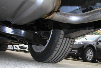 2015款阿特兹2.0L自动蓝天豪华版