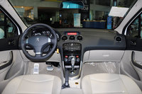 2013款标致408实拍