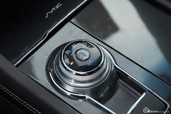 2015款金牛座2.7T自动旗舰型