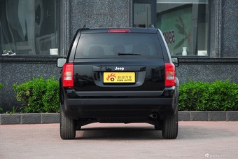 2014款自由客2.0L运动增强版