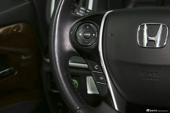 2015款 改款奥德赛2.4L自动豪华版