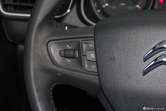 2015款东风雪铁龙C3-XR 1.6T自动先锋型