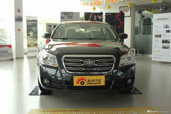 2011款奔腾B70 2.0L自动智领型图片