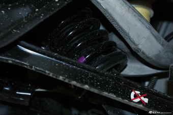 2012款东风雪铁龙C5 2.3L自动尊驭型图片