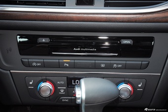 2015款奥迪A6L 35FSIquattro舒适型