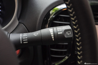 2014款英菲尼迪ESQ 1.6T自动率动版