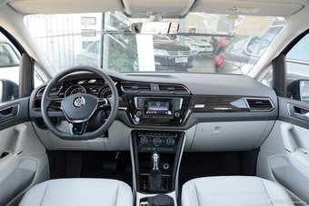 2016款途安L 1.4L自动舒适型