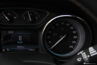 2015款昂科威20T四驱豪华型