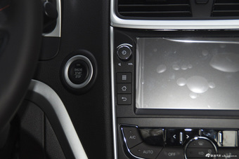 2016款吉利帝豪1.5L自动三厢向上版