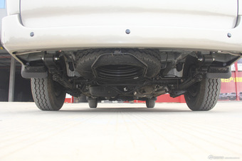 2016款金杯阁瑞斯2.0L手动快运舒适型