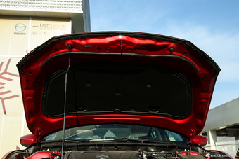 2015款阿特兹2.0L自动蓝天时尚型