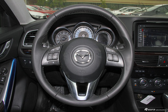 2015款阿特兹2.0L自动蓝天豪华版