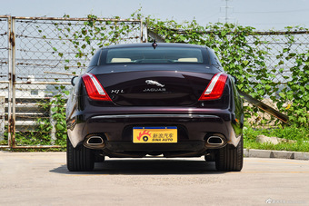 2015款捷豹XJL 3.0 SC典雅商务80周年典藏版